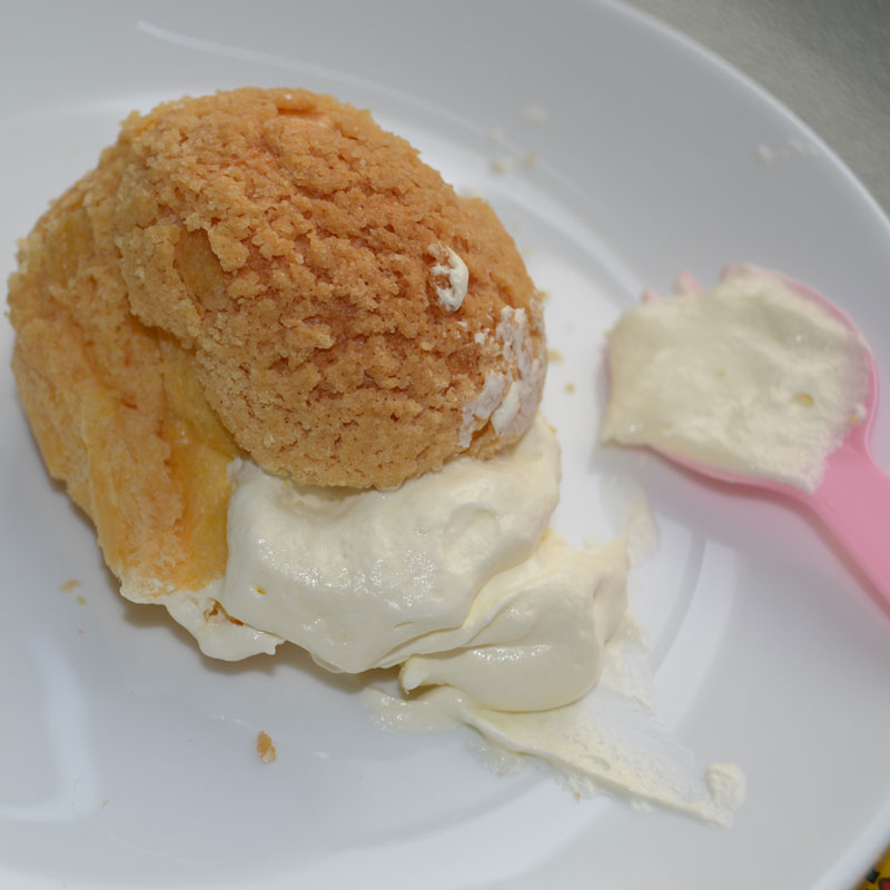 Чӣ тавр истифода бурдани креми ғайриширӣ барои шириниҳо?